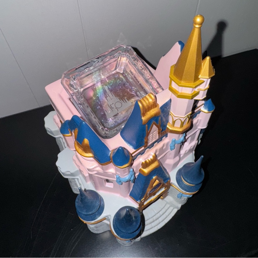 ✨🆕 Scentsy Disney Cinderella 50th Anniversary Castle Warmer - Picture 9 of 16